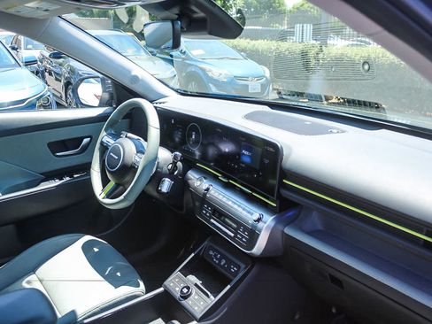Certified 2024 Hyundai Kona Limited FWD image 21