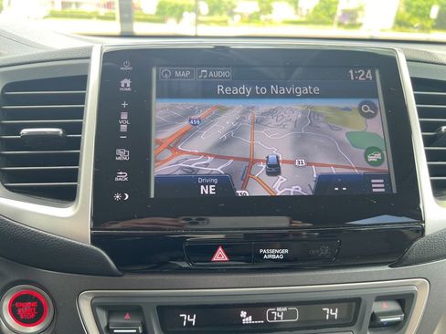 Used 2017 Honda Pilot EX-L image 3