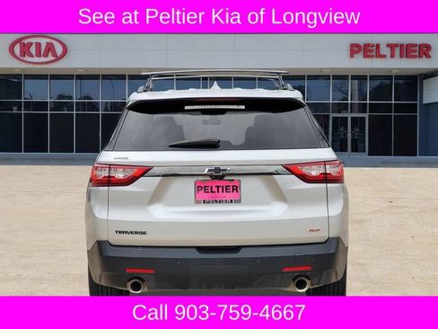 Used 2021 Chevrolet Traverse RS FWD image 5