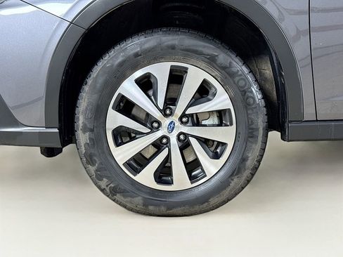 Certified 2022 Subaru Outback Premium image 23