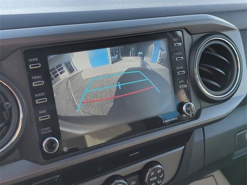 Used 2020 Toyota Tacoma TRD Sport image 14