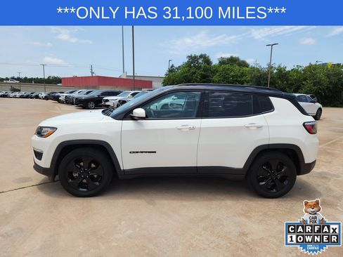 Used 2021 Jeep Compass Latitude w/ Sun and Sound Group FWD image 4