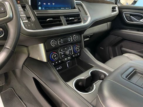 Used 2024 Chevrolet Tahoe Premier w/ Premium Package image 28