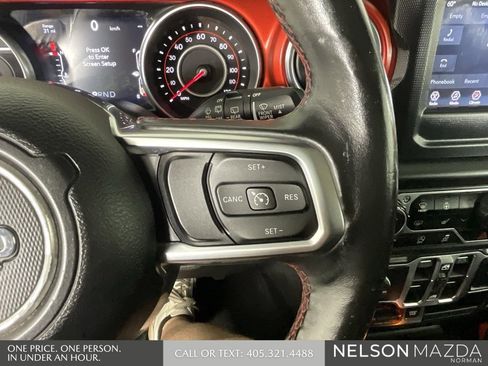 Used 2018 Jeep Wrangler Unlimited Rubicon w/ Dual Top Group image 45