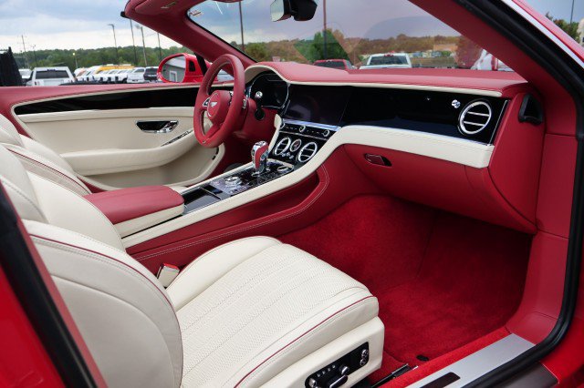 Used 2021 Bentley Continental GT AWD/4WD image 19