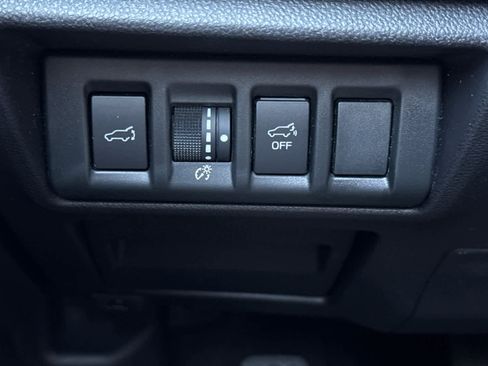 Certified 2024 Subaru Outback Limited image 32