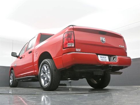 Used 2019 RAM 1500 Express w/ Express Value Package AWD/4WD image 34
