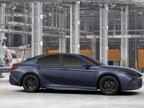 New 2026 Toyota Camry SE FWD image 13