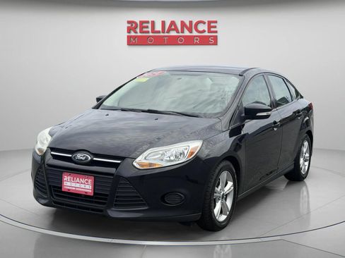Used 2014 Ford Focus SE FWD image 1