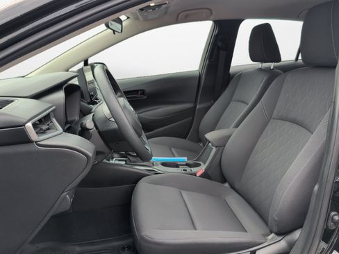 Used 2024 Toyota Corolla LE FWD image 11
