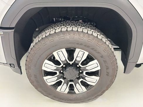 Certified 2025 GMC Sierra 2500 Denali w/ Denali Reserve Package image 22