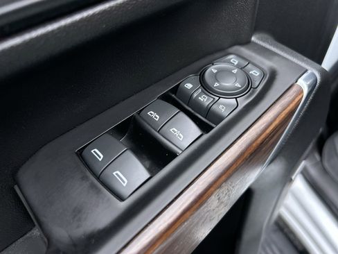 Used 2021 Chevrolet Silverado 2500 High Country w/ Z71 Off-Road Package image 15