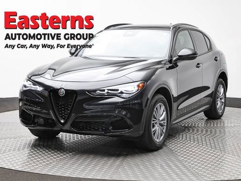 Used 2024 Alfa Romeo Stelvio Sprint image 1