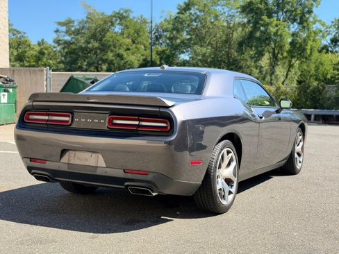 Used 2016 Dodge Challenger R/T Plus RWD image 4