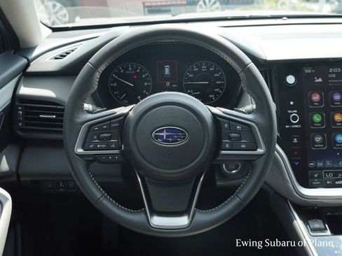 Certified 2025 Subaru Outback Premium image 10