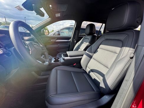New 2026 GMC Terrain Elevation w/ Elevation Premium Package AWD/4WD image 8