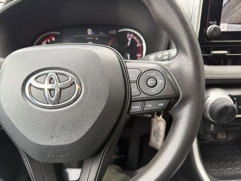 Used 2024 Toyota RAV4 LE image 34