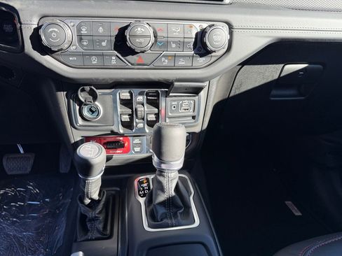New 2026 Jeep Gladiator Rubicon image 11