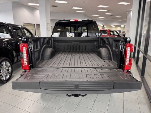 New 2026 Ford F250 Lariat w/ Black Appearance Package image 12