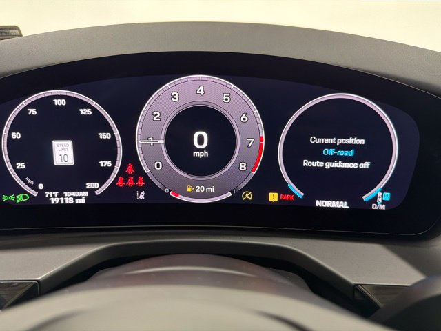Used 2024 Porsche Panamera RWD image 45