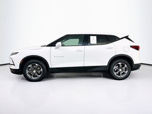 Used 2025 Chevrolet Blazer LT AWD/4WD image 4