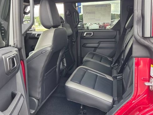 New 2026 Ford Bronco Outer Banks w/ Sasquatch Package AWD/4WD image 6