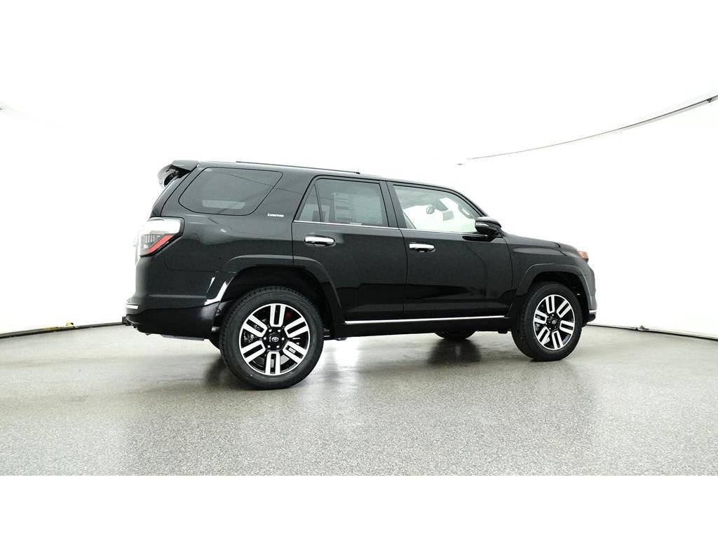 Used 2024 Toyota 4Runner Limited AWD/4WD image 32