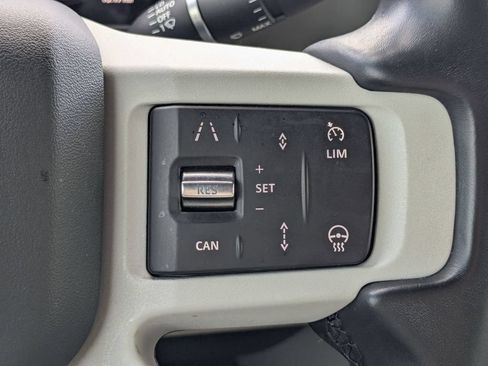 Used 2023 Land Rover Defender 110 SE AWD/4WD image 19