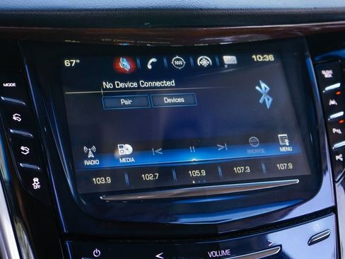 Used 2019 Cadillac Escalade Premium Luxury RWD image 36