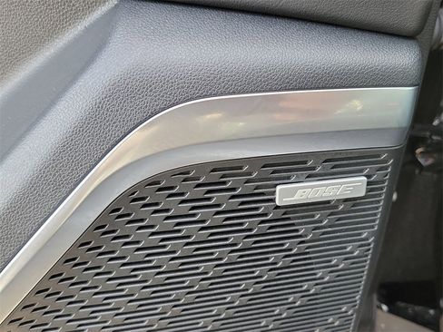 Used 2025 Buick Enclave Preferred image 23