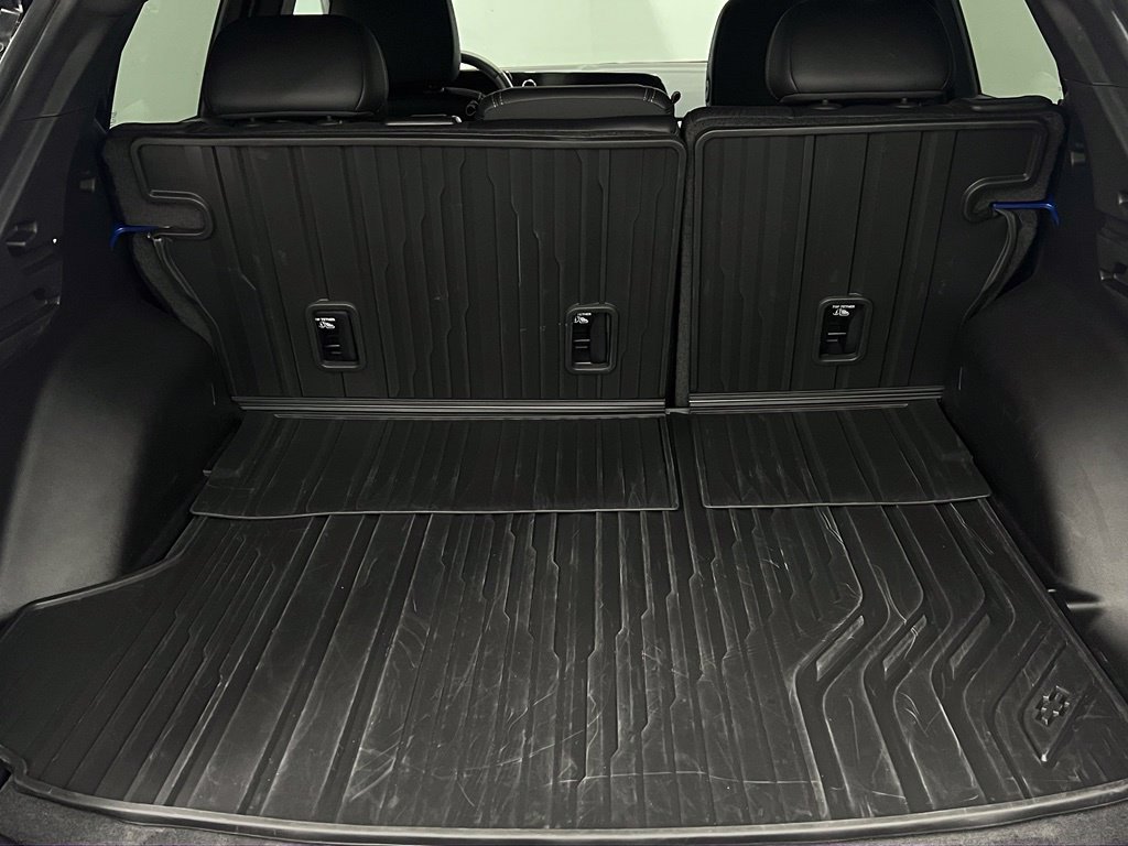 Used 2024 Chevrolet Equinox EV RS FWD image 25
