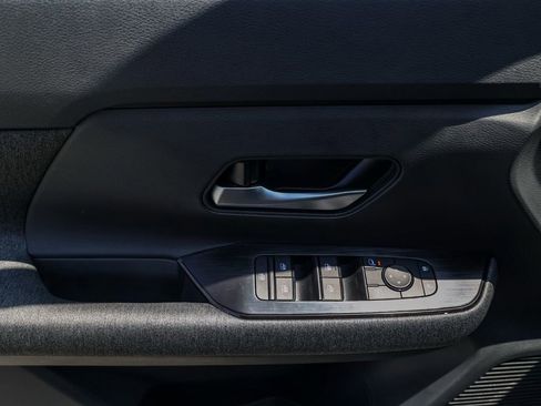 New 2026 Nissan Kicks SV FWD image 24