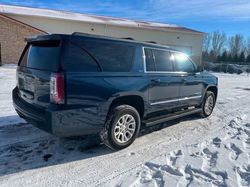 Used 2018 GMC Yukon XL SLT w/ Open Road Package image 2