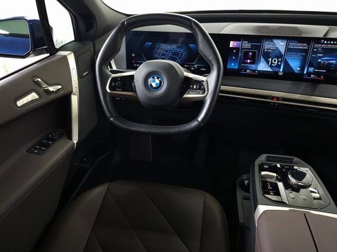 Used 2023 BMW iX xDrive50 w/ Convenience Package image 19