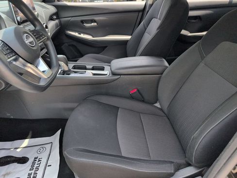 Used 2025 Nissan Sentra SV FWD image 24