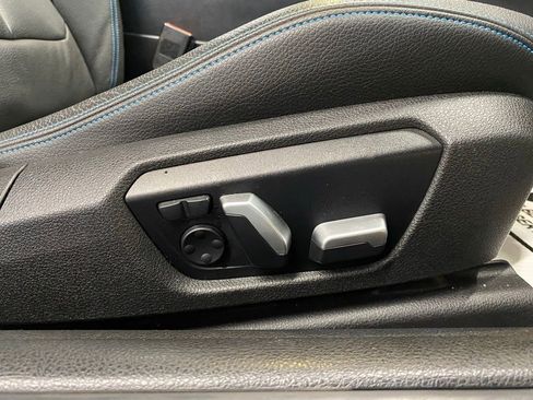 Used 2018 BMW M2 image 36