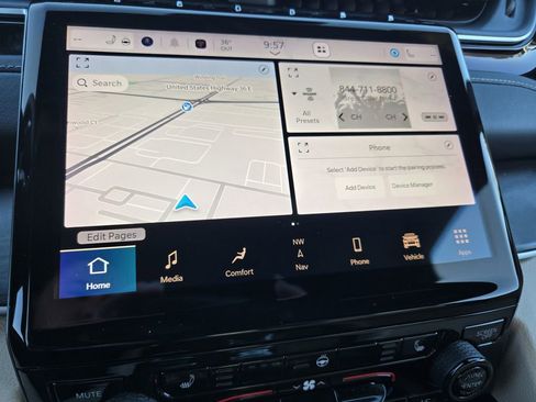 Used 2022 Jeep Grand Cherokee Limited 4xe image 18