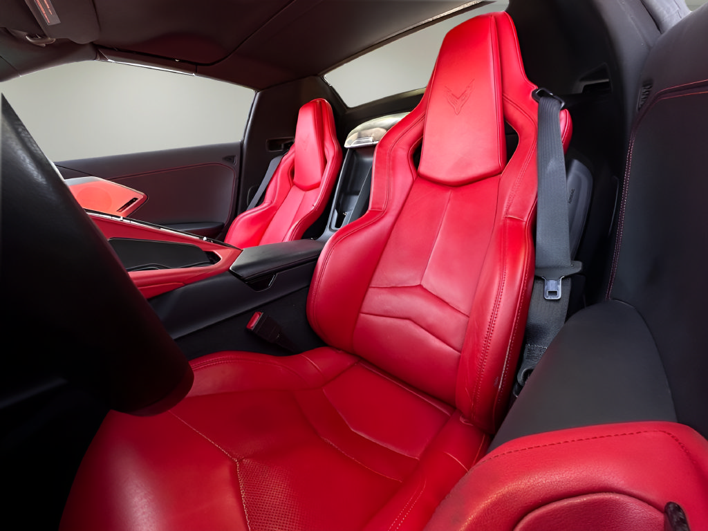 Used 2022 Chevrolet Corvette Stingray Preferred Conv w/ Z51 Performance Package RWD image 23