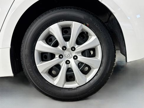 Certified 2024 Toyota Corolla LE FWD image 30