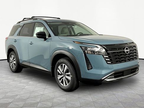 New 2026 Nissan Pathfinder SL AWD/4WD image 3