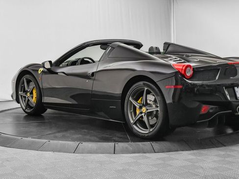 Used 2014 Ferrari 458 Spider image 6