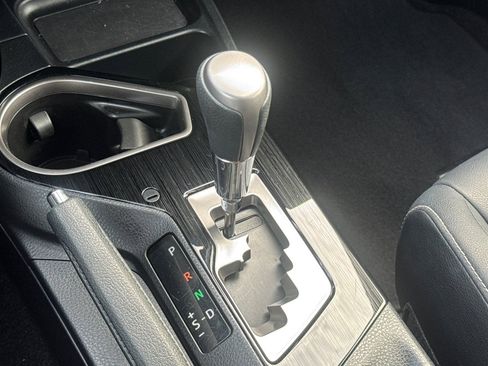 Certified 2018 Toyota RAV4 Limited w/ Advanced Technology Package image 26