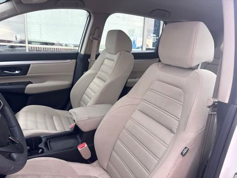 Used 2018 Honda CR-V LX image 11