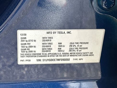 Used 2021 Tesla Model Y Long Range AWD/4WD image 30