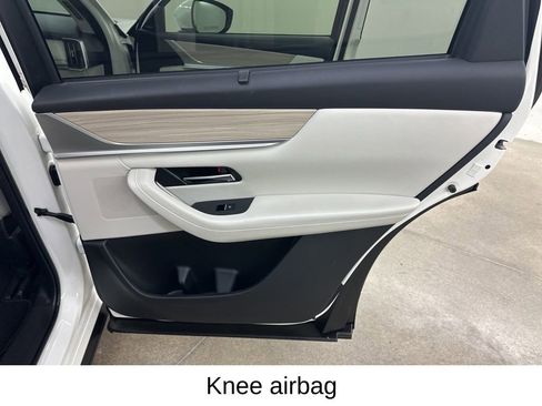 Used 2024 MAZDA CX-90 3.3 Turbo w/ Premium Plus Pkg image 26