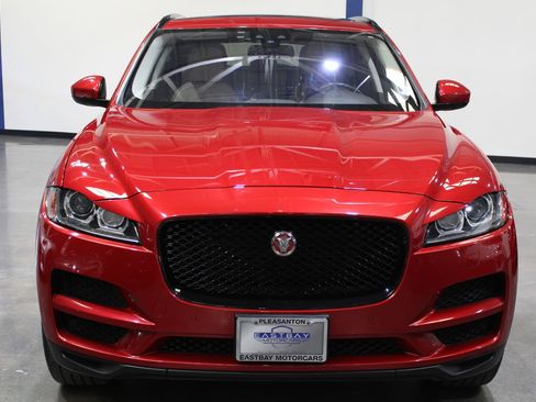 Used 2017 Jaguar F-PACE Prestige AWD/4WD image 4