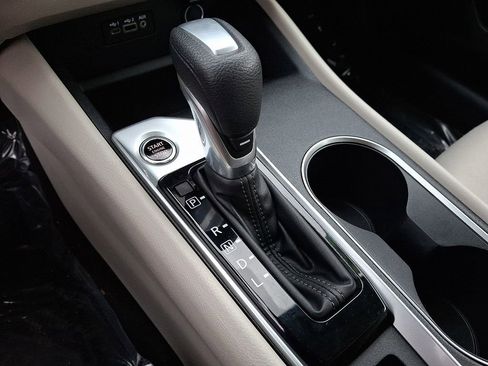 Used 2022 Nissan Altima 2.5 SV image 14