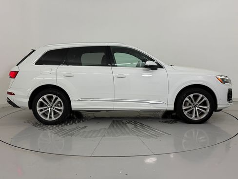 Used 2025 Audi Q7 3.0T Premium Plus image 8