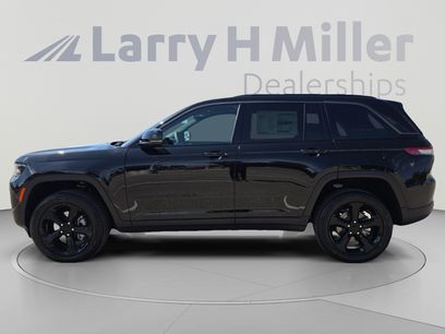 New 2026 Jeep Grand Cherokee Limited w/ Limited Altitude Package