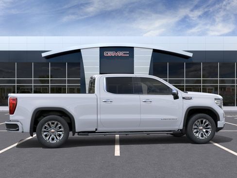 New 2026 GMC Sierra 1500 Denali w/ Technology Package AWD/4WD image 19